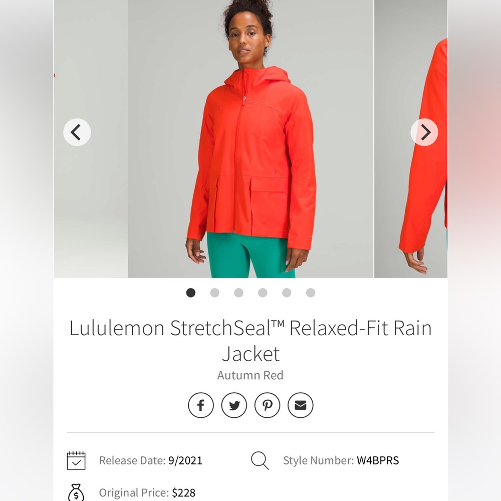 Lululemon StretchSeal™ Relaxed-Fit Rain Jacket
Autumn Red